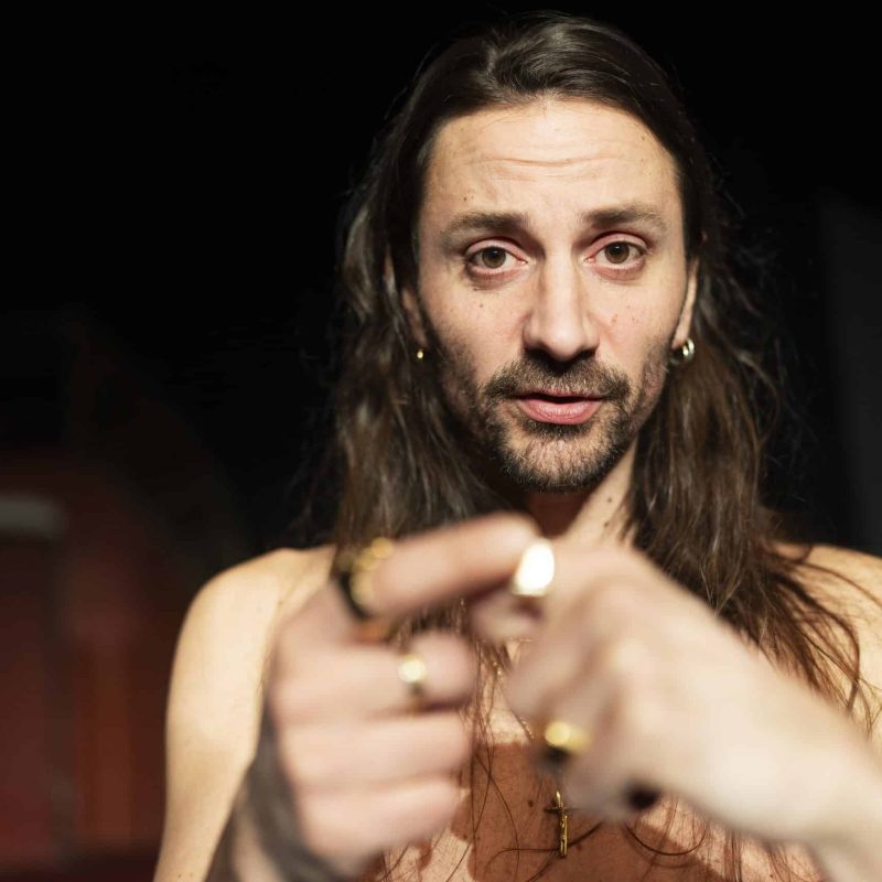 Poor Guy-4347-(c)LukasBeck